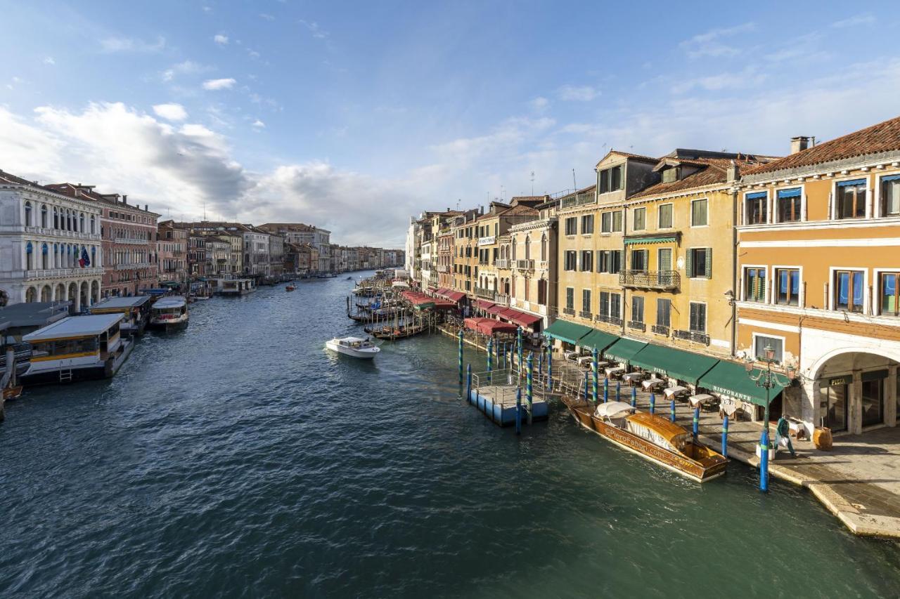 Rialto Grand Canal By Wonderful Italy Veneza Exterior foto