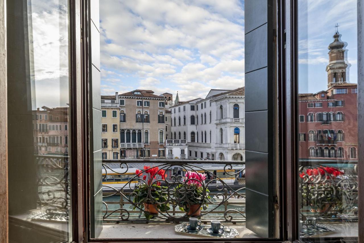 Rialto Grand Canal By Wonderful Italy Veneza Exterior foto